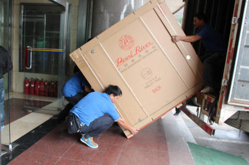 岳普湖钢琴贵重工艺品无忧运